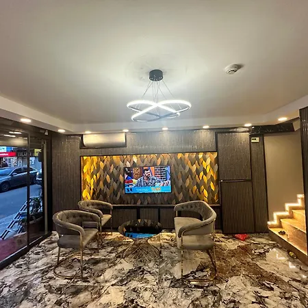 Crowned Exclusive Istanbul