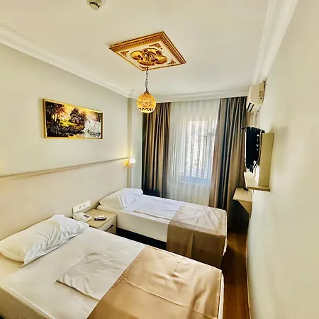 Crowned Exclusive 2* Istanbul