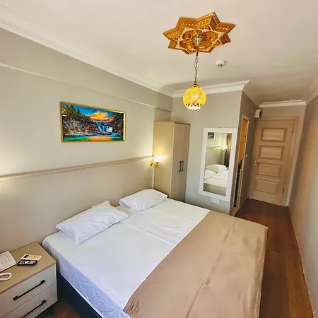 Hotel Crowned Exclusive Istanbul