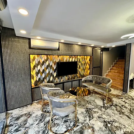 Crowned Exclusive 2* Istanbul