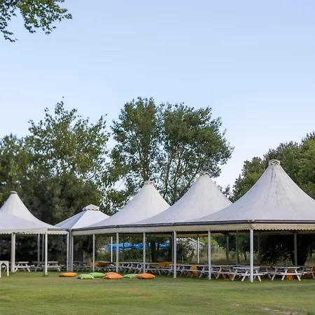 Elite World Village Polonezkoey 호텔 4*