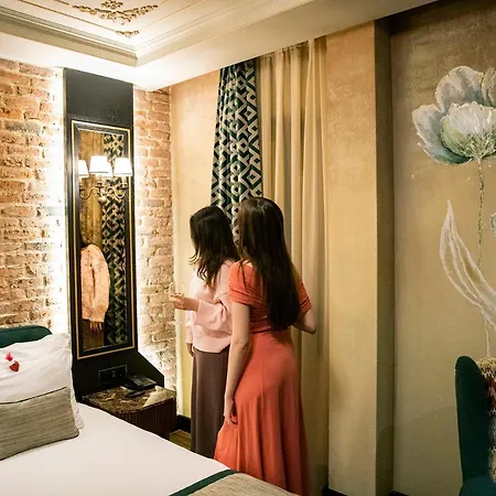 Tria Istanbul-special Category Otel