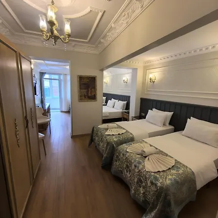 Apple Tree Hotel 3*