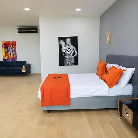 Otel Zoom *