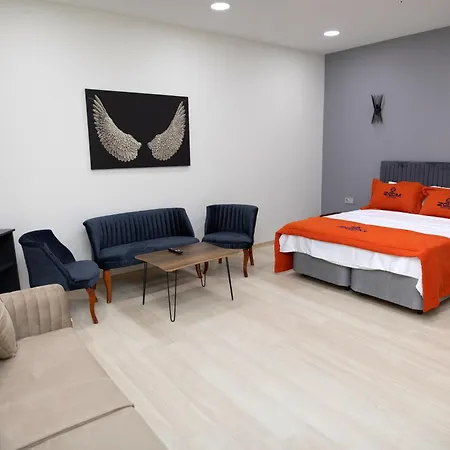 Zoom Otel *