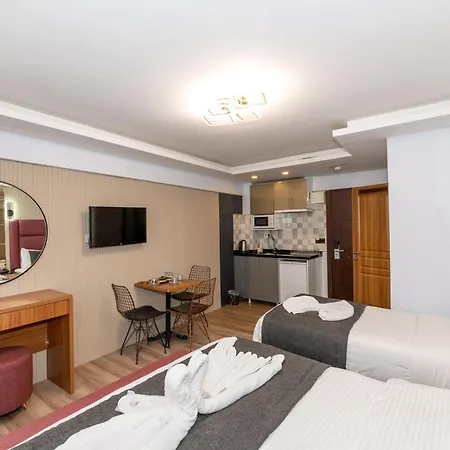 T-square Hotel 2*