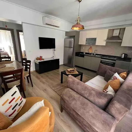 Comfortable New In Beyoglu *