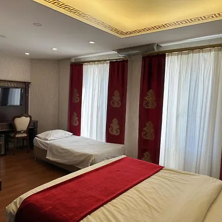 Hotel Napolyon 3*