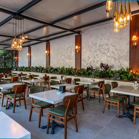 Hotel Old Topkapi Porta Romanos Ottoman Heritage 4*