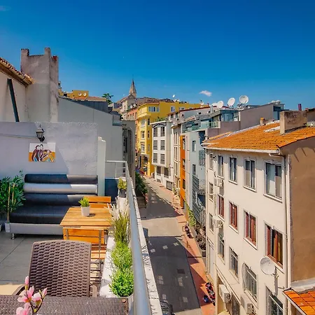 Galata Nil 3*