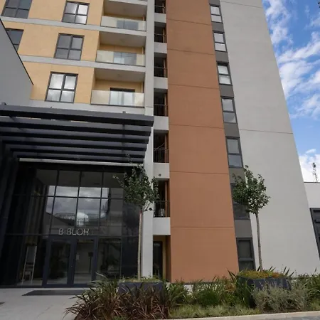 Spacious 2br With Garden- Long Term Rent Apartment *