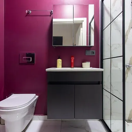 Authentic 2br Gem In The Heart Of Samatya Apartament Stambuł