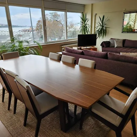 Stunning 1br W Sea View Close To Galataport ! Daire İstanbul
