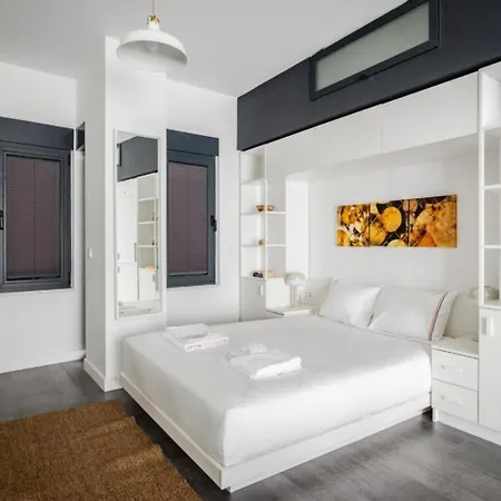 아파트 Airy Cozy - Partial Seaview Balcony! #380 이스탄불