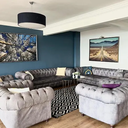 Stunning Sea View Amazing Flat 4br 2ba Ac 아파트 이스탄불