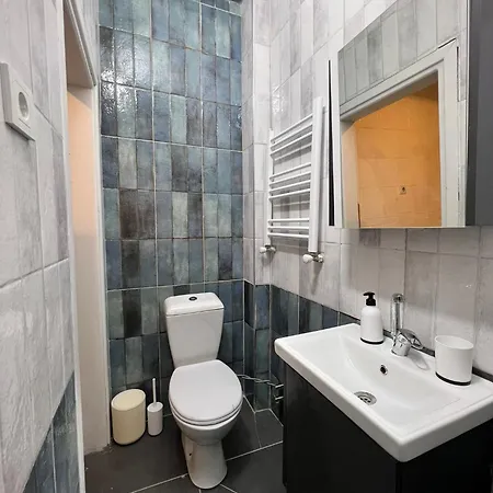 3 Story 5 Bedroom With Terrace By Tram