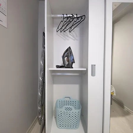 Apartament Taksim Istiklalin Kalbinde Konforlu Netflix Wifi