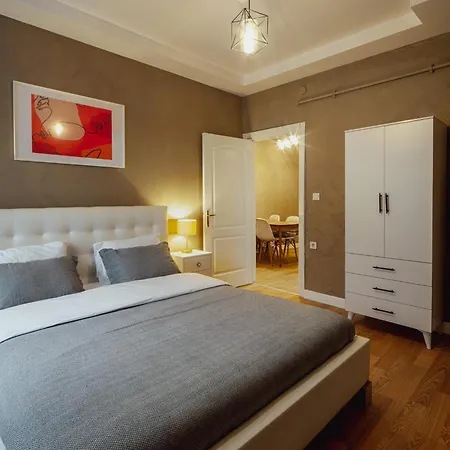 Apartmanhotel Raya
