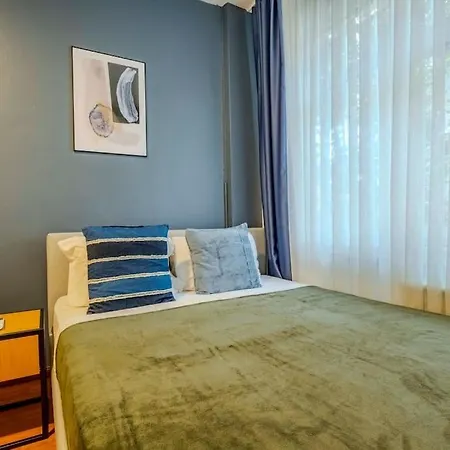 3-bedroom With Balcony * 이스탄불