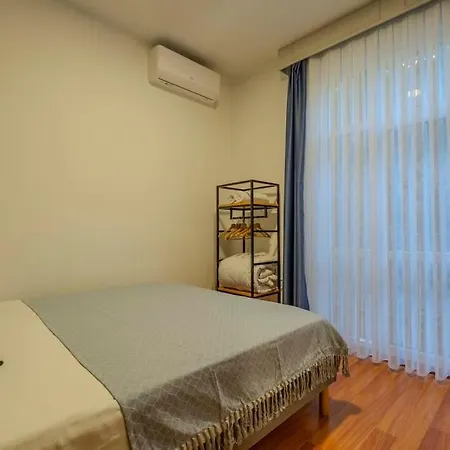 3-bedroom With Balcony Apartament Stambuł