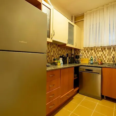 Apartament 3-bedroom With Balcony Stambuł
