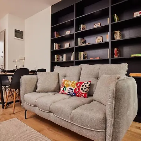 Modern 2br Galata-taksim Area Near Metro Istambul