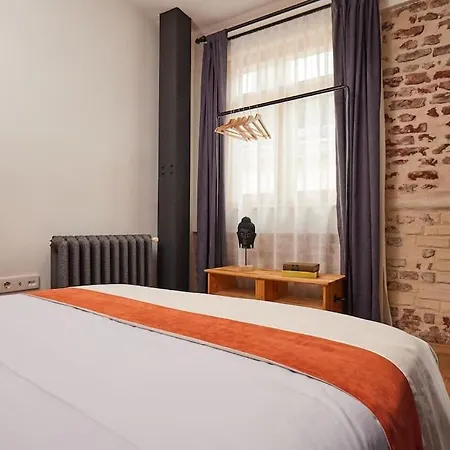 Modern 2br Galata-taksim Area Near Metro Appartement Istambul