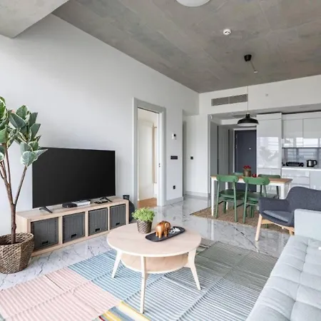 Apartamento Elegant 1bd Terrace Gem Poolparking! #344 *