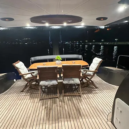 Botel Nova Yachting Istanbul