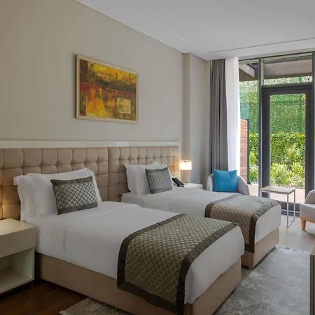 Movenpick Living West 5*