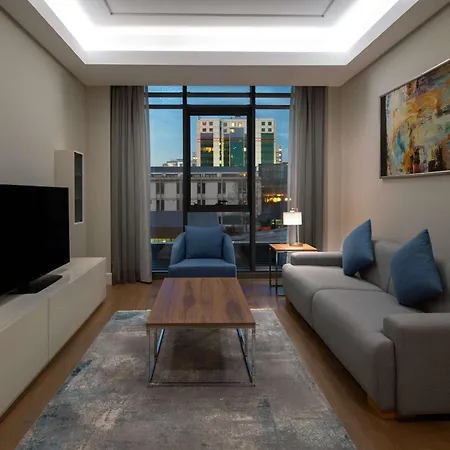 Movenpick Living West 5*