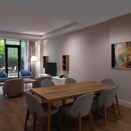 Movenpick Living West מלון