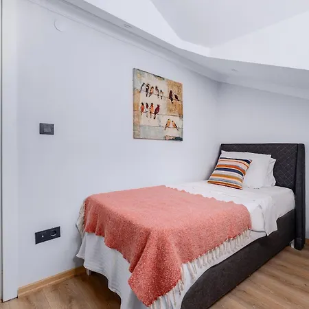 New Sisli - 1gbps Wifi - Ac - Elevator Apartament Istanbul