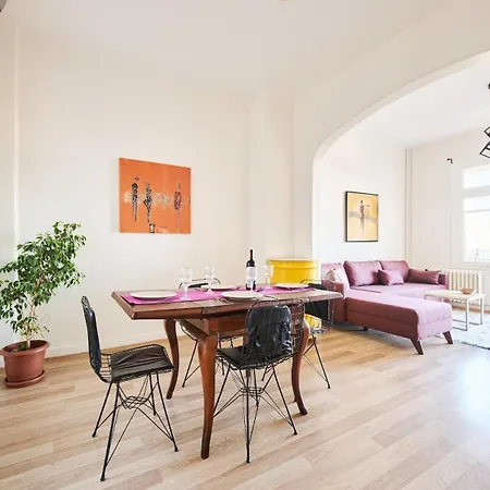شقة Apartment-large Balcony With View