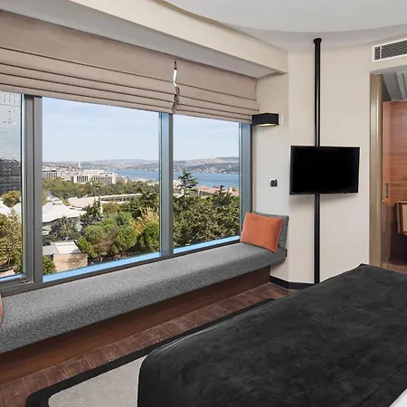 Gezi Bosphorus, Istanbul, A Member Of Design Estambul