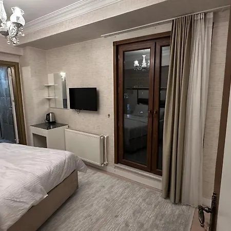 Lelll Hagia Sofia Hotel *