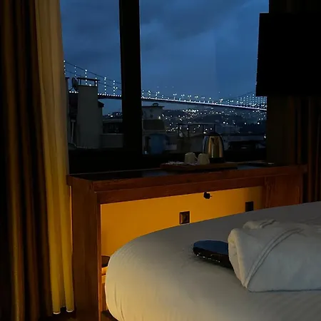 Lokka Ortakoy * Istambul