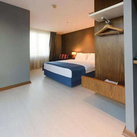 Express Istanbul-altunizade By Ihg 3*