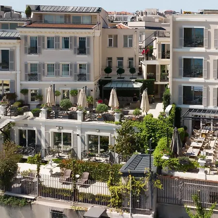 Hotel Mula