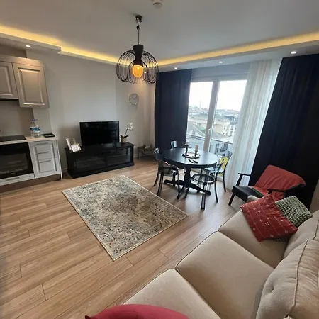 Suadiye Bostanci Luxury 2 Bedroom With Pool