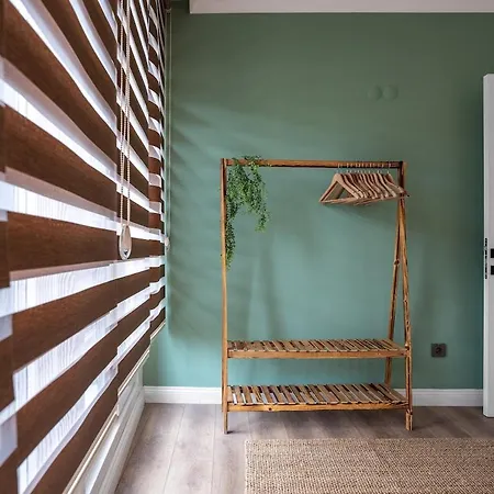 Apartment Forest Inspired Designed 1br Luxury Flat In Tomtom