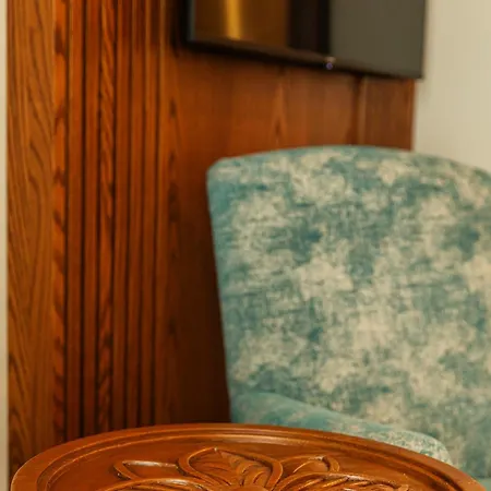 Azade Otel 4*