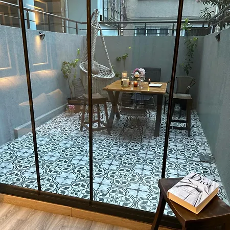 Apartament Ortakoey House *