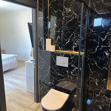 Apartament Ortakoey House *