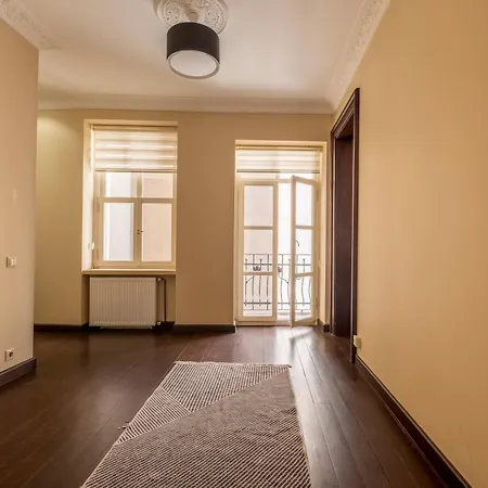 Spacious 3 Bedrooms 2 Bathrooms Apartment Istanbul