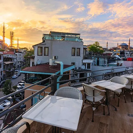 Azade Otel İstanbul