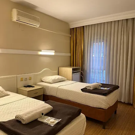 Bueyuek Sehzade 3*