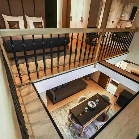 Otel Broyt