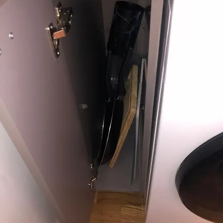Safest Area In 4 Apartamento *