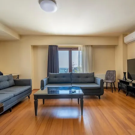 Bosphorus View - Location - Spacious 1 Bedroom - Elevator Appartamento